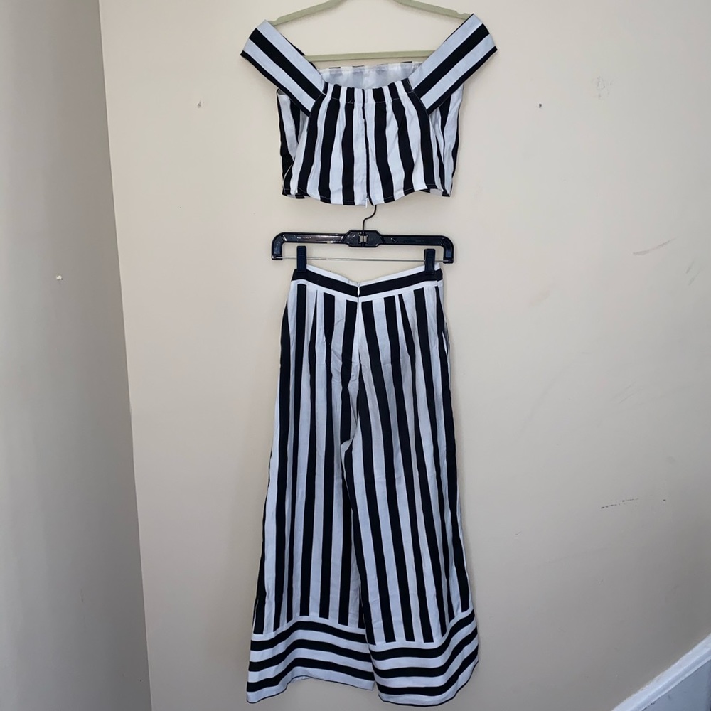 DO+BE two piece set in small